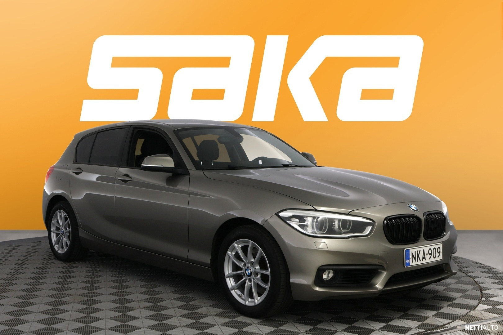 BMW 120