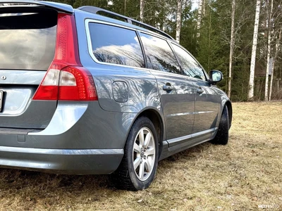 Volvo V70 1,6D DRIVe Momentum aut 2012, kuva 5/16