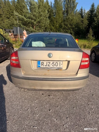Skoda Octavia 2005, kuva 3/4