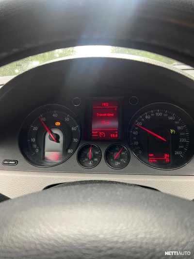 Volkswagen Passat 2005, photo 7/13