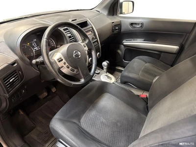 Nissan X-Trail 2,0 dCi Low SE 6A/T 4x4 2012, kuva 7/28