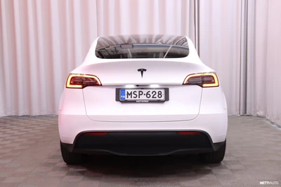 Tesla Model Y Long Range 2023, kuva 4/36