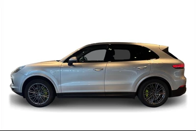 Porsche Cayenne E-Hybrid 2019, kuva 5/24