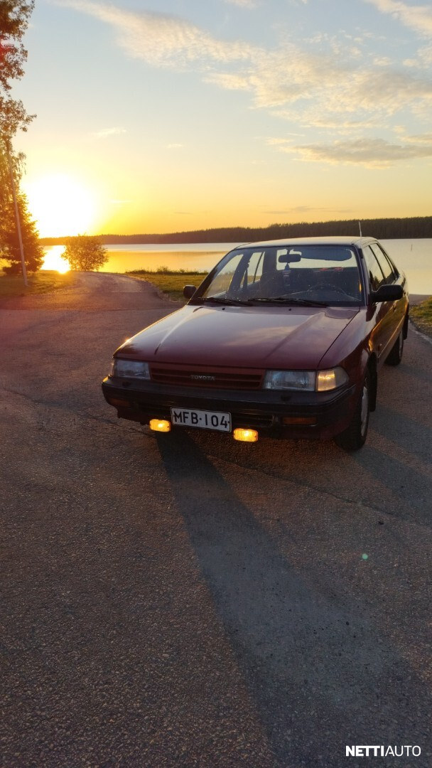 Toyota Carina II