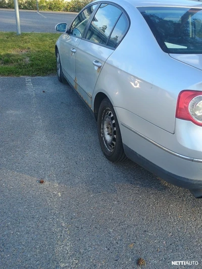 Volkswagen Passat 2005, kuva 3/7