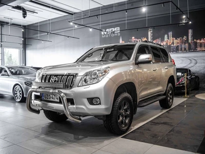 Toyota Land Cruiser 2012, kuva 3/18