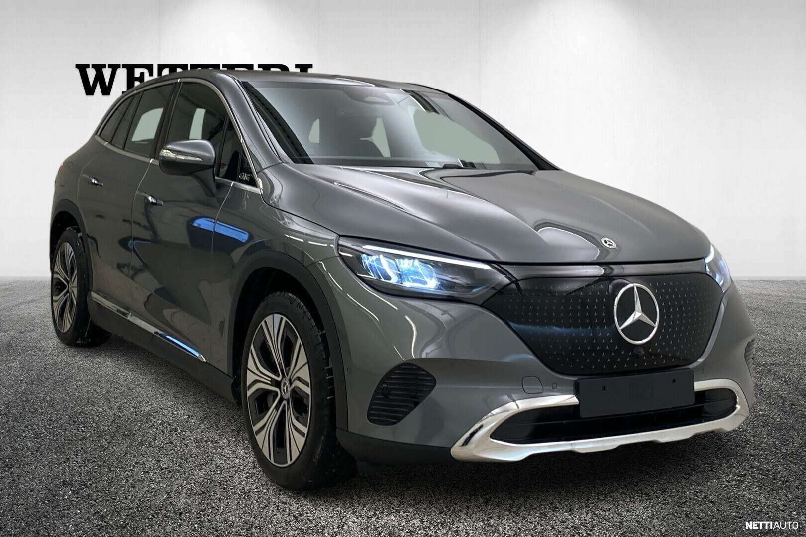 Mercedes-Benz EQE SUV
