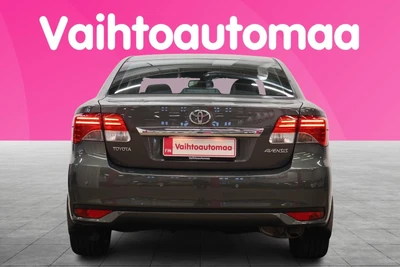 Toyota Avensis 2012, kuva 6/22