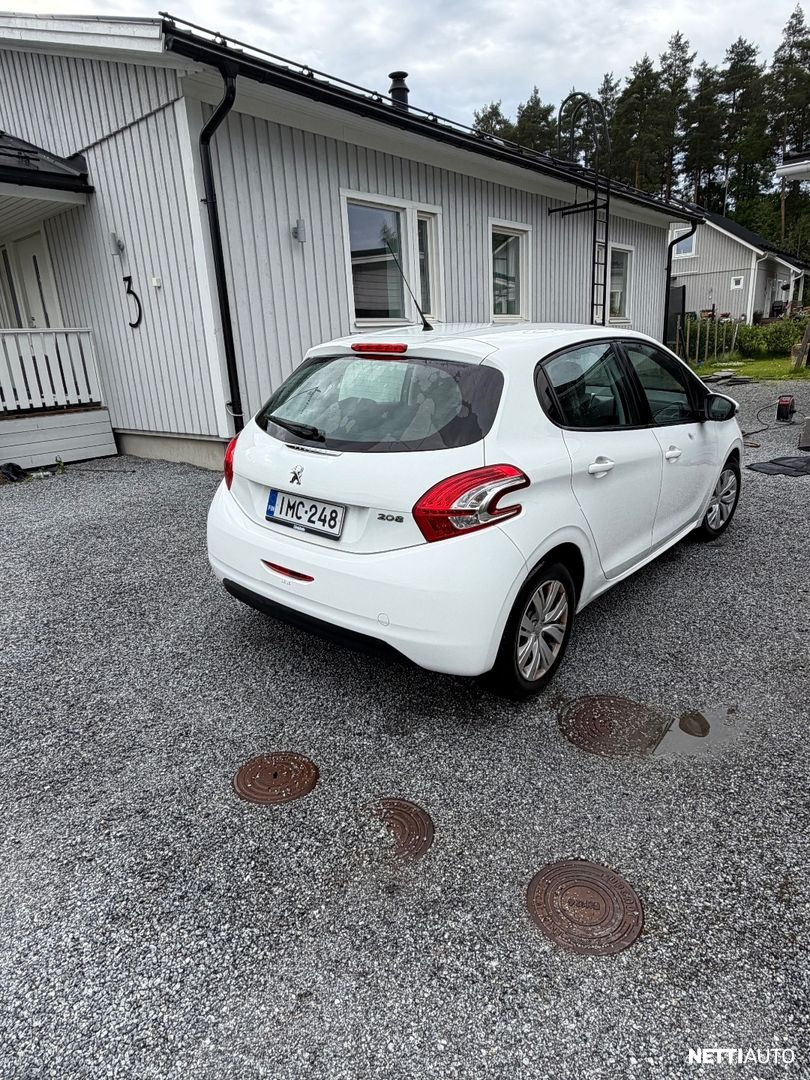 Peugeot 208 2014, kuva 5/20