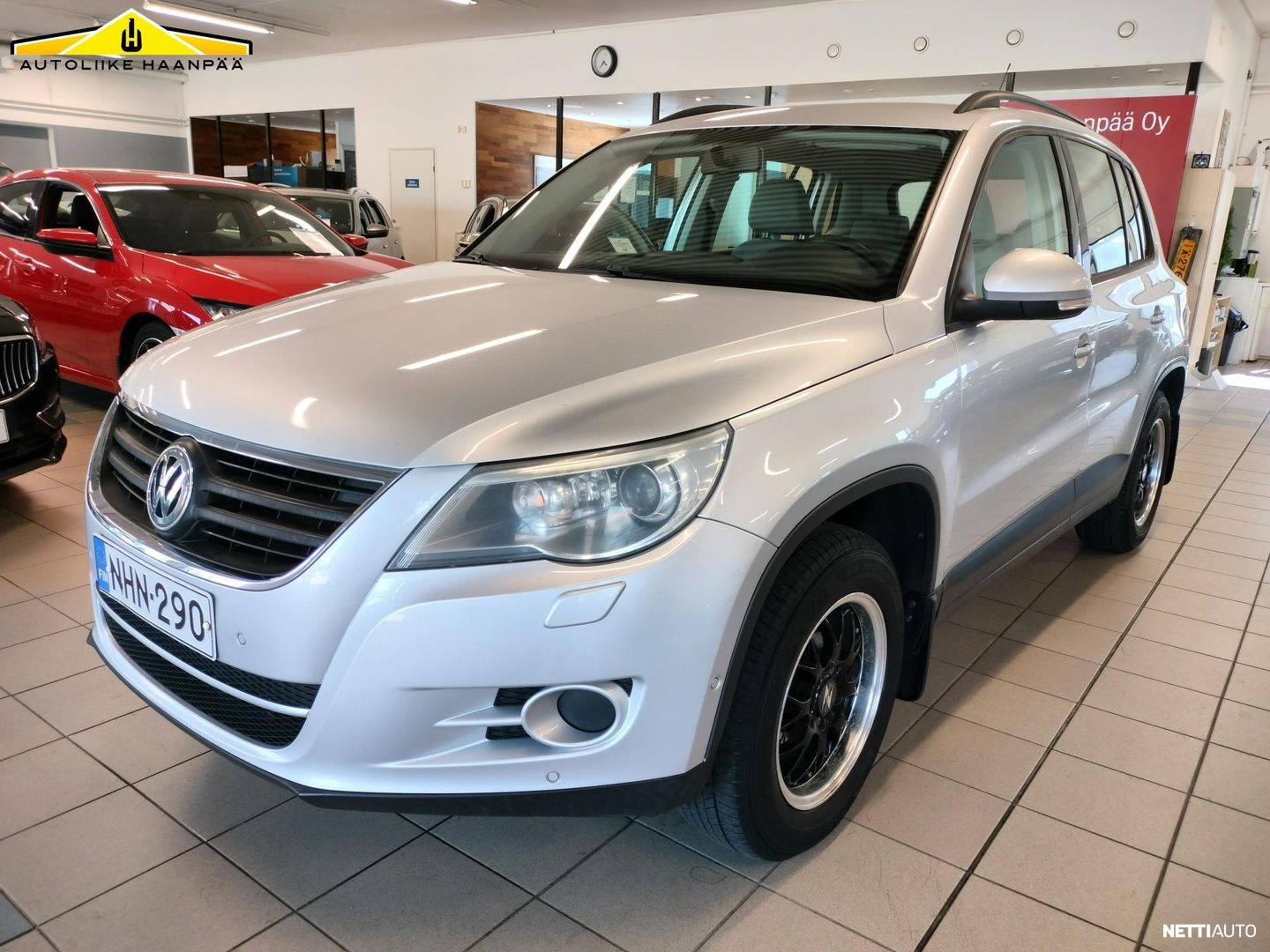 Volkswagen Tiguan 2009, photo 1/28