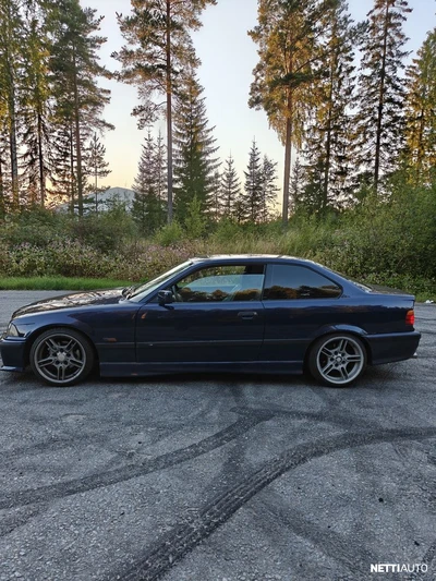 BMW 320 1995, photo 2/9