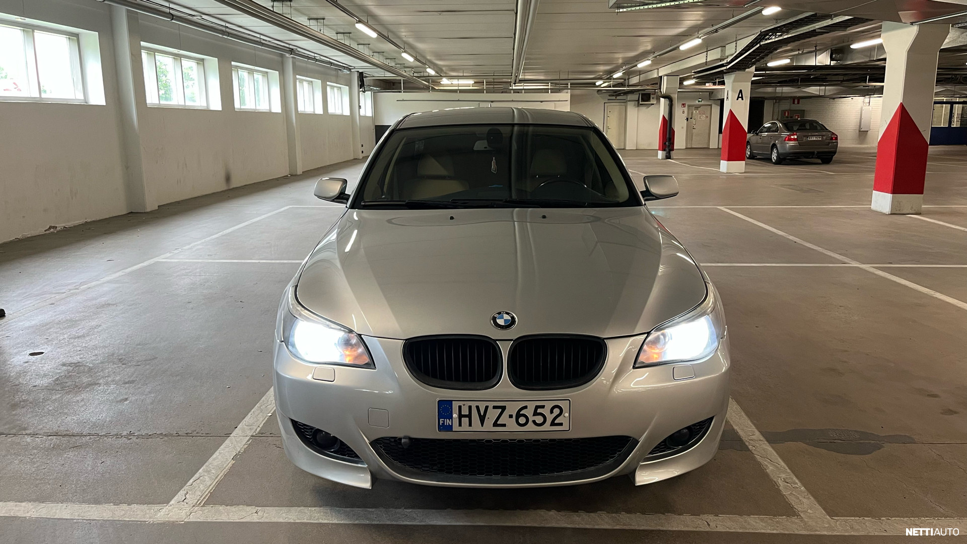 BMW 525