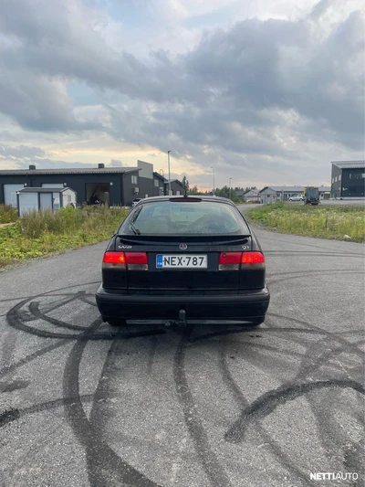 Saab 9-3 2,0t SE 5d 2001, kuva 4/7