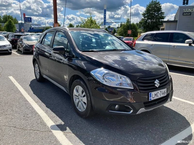 Suzuki SX4 S-Cross 1,6 VVT 4WD GL+ 5MT 2013, photo 1/6