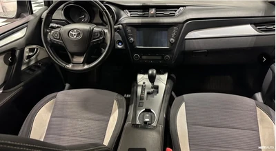 Toyota Avensis 2016, kuva 6/12