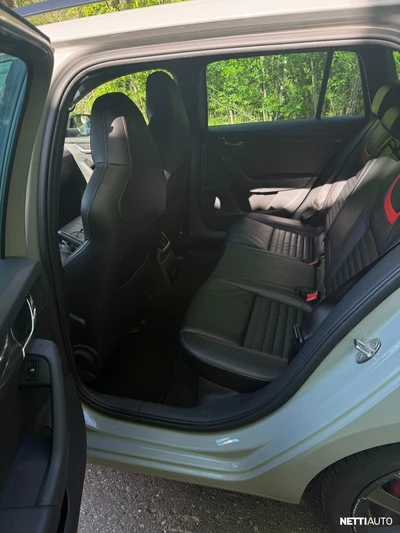 Skoda Octavia Combi 2,0 TDI 184 RS 2016, photo 5/7
