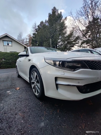 Kia Optima 2016, photo 1/14