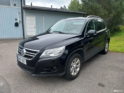 Volkswagen Tiguan 2008, kuva 1/2
