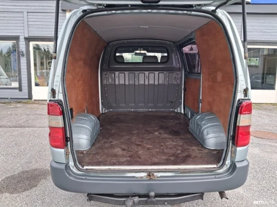 Toyota Hiace Bensiini 4ov lyhyt 1999, kuva 4/15