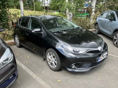 Toyota Auris 1,2 T Active 2017, kuva 1/8