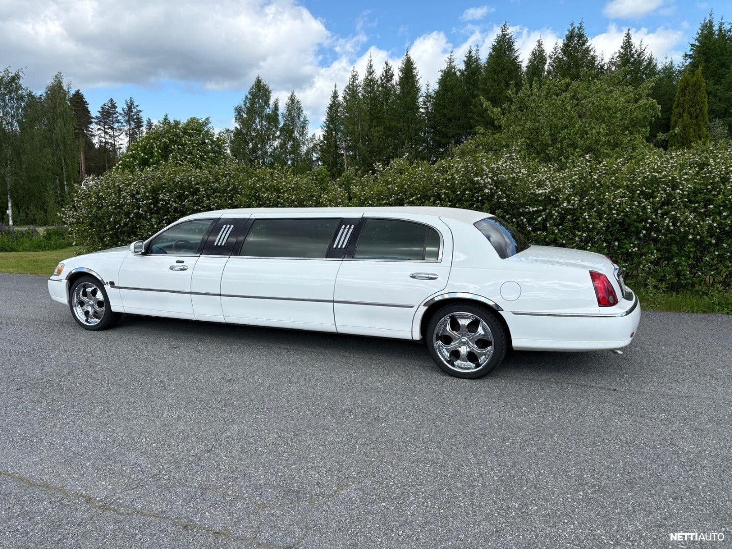 Lincoln Town Car