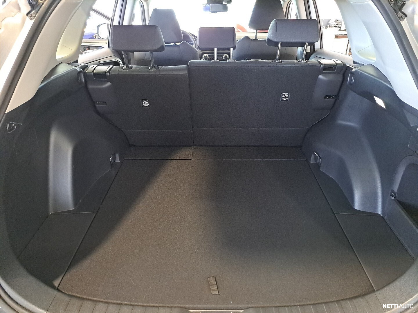 Toyota RAV4 2022, photo 7/7