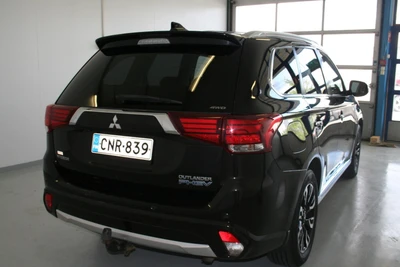 Mitsubishi Outlander PHEV 2017, kuva 4/26