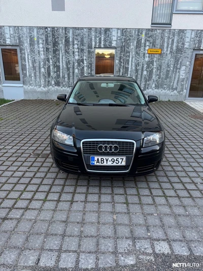 Audi A3 Sportback Ambiente 1,9 TDI 77 kW 2008, kuva 2/7