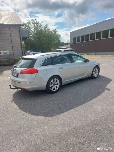 Opel Insignia 2009, photo 3/7