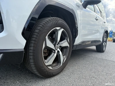 Toyota RAV4 Plug-In 2023, kuva 5/10