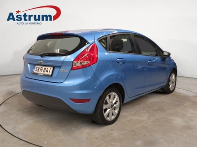 Ford Fiesta 1,25 82 hv Trend M5 5-ovinen 2012, photo 5/26
