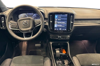 Volvo XC40 T4 TwE Plus Dark aut 2023, photo 7/20