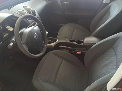 Nissan Qashqai 1,6 Visia 5MT 4x2 2009, photo 6/28