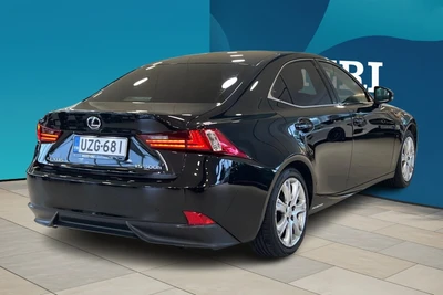 Lexus IS 300h Luxury 2016, kuva 5/22