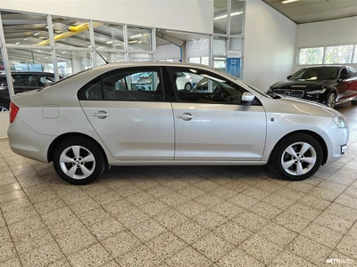 Skoda Rapid 1,2 TSI 105 Elegance 2013, kuva 6/34