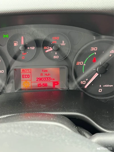 Iveco Daily 2015, photo 6/12