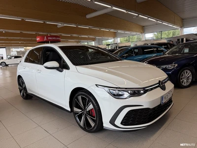 Volkswagen Golf 2021, photo 1/3