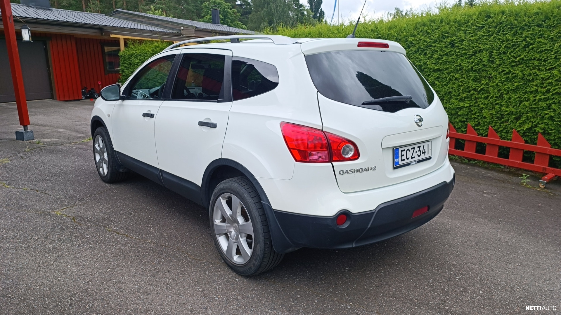 Nissan Qashqai+2 2009, photo 3/10
