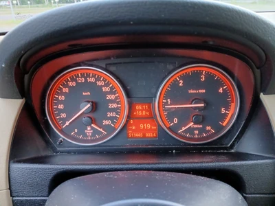BMW X1 E84 SAV Business 2010, kuva 6/10