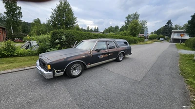 Chevrolet Caprice 1983, kuva 2/13