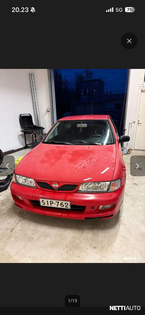 Nissan Almera