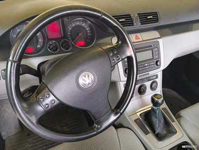 Volkswagen Passat 2005, kuva 8/8