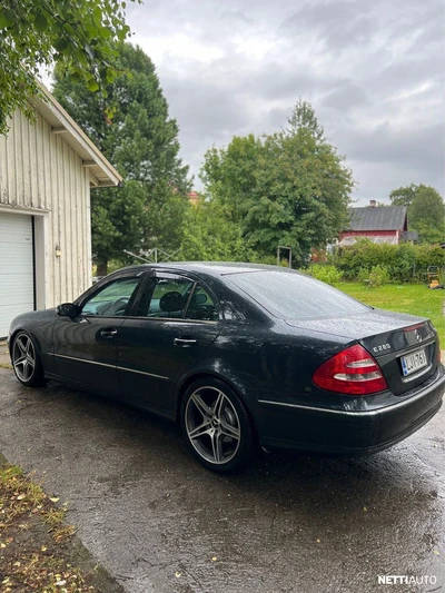 Mercedes-Benz E 2005, photo 3/6