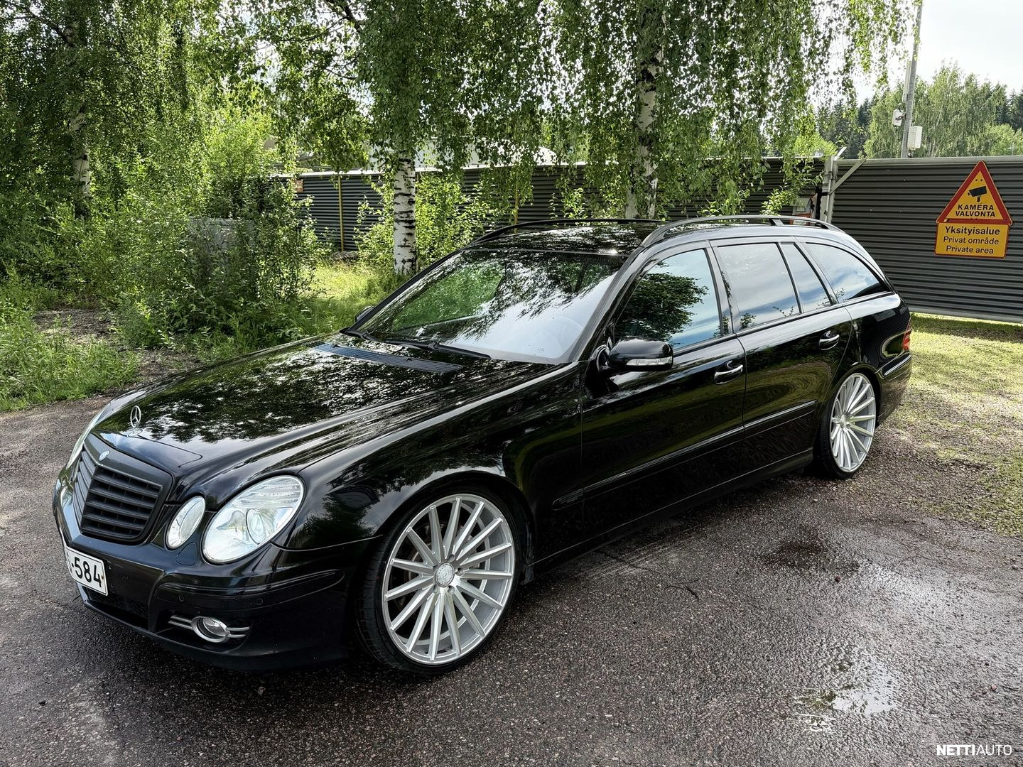 Mercedes-Benz E