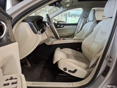 Volvo XC60 2023, kuva 7/22