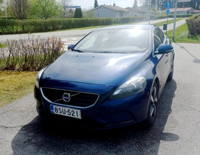 Volvo V40 D2 Ocean Race Business aut 2015, kuva 2/17