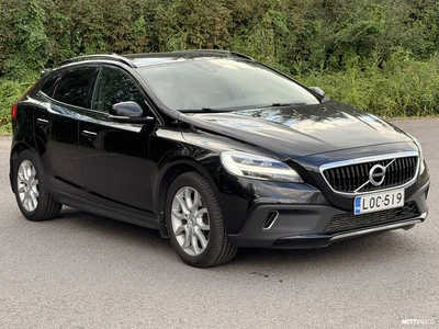Volvo V40 Cross Country 2017, kuva 1/10