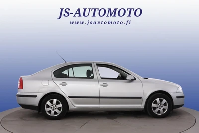 Skoda Octavia 1.6 MPI Elegance 2005, kuva 2/9