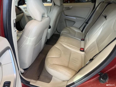 Volvo XC60 D3 AWD Summum aut 2011, kuva 6/9