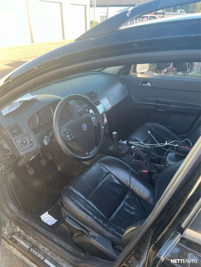 Volvo V50 2004, kuva 3/8